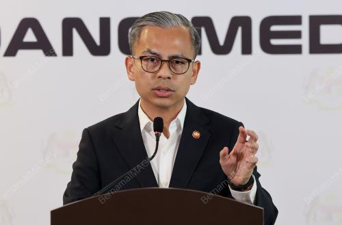 DATUK FAHMI FADZIL