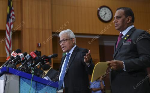 DATUK SERI HAMZAH ZAINUDDIN