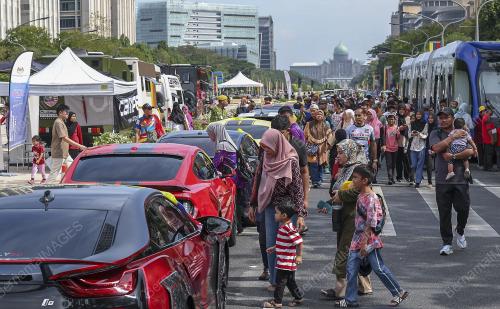 MBOR SUSUNAN TERPANJANG KENDERAAN