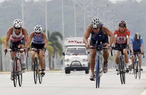 IRONMAN 70.3 PUTRAJAYA