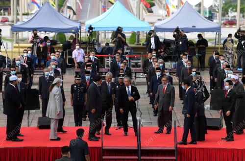 TAN SRI MUHYIDDIN YASSIN
