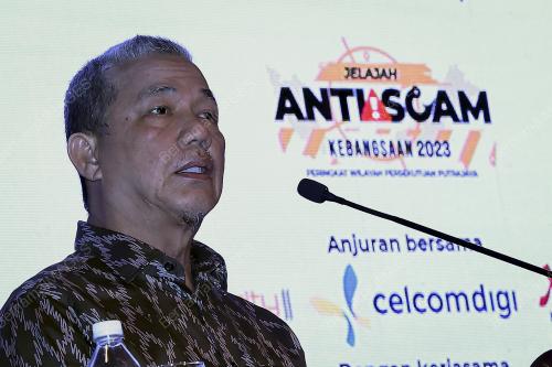 DATUK SERI FADILLAH YUSOF