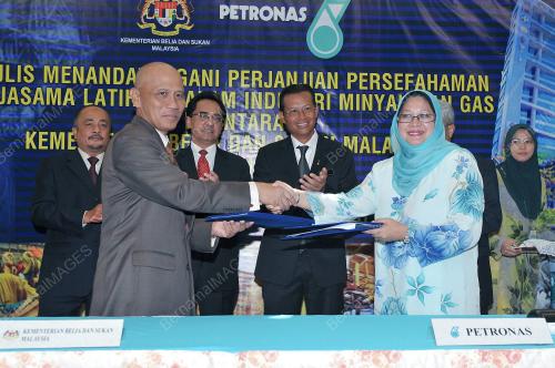 PTJ13_09082012_MOU