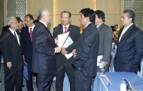 DATUK SERI MOHD NAJIB TUN ABDUL RAZAK