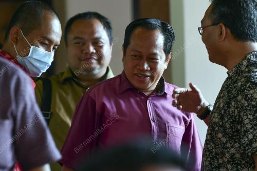 DATUK SERI AHMAD MASLAN