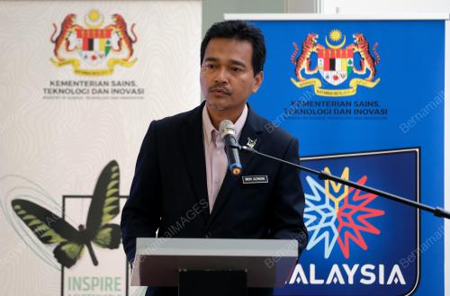 DR MOHD NOR AZMAN HASSAN