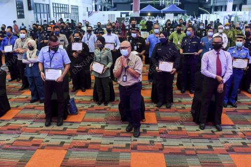 DATUK DR AMINUDDIN HASSIM