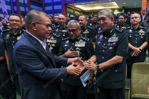 DATUK SERI SAIFUDDIN NASUTION ISMAIL