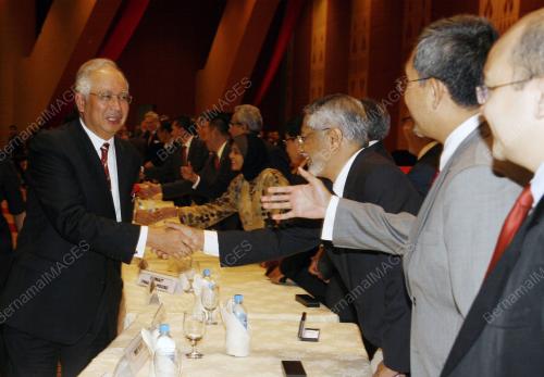 DATUK SERI MOHD NAJIB TUN ABDUL RAZAK