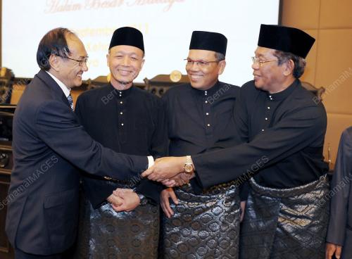 TAN SRI ARIFIN ZAKARIA
