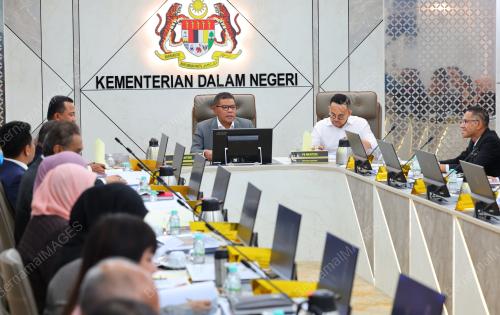 DATUK SERI SAIFUDDIN NASUTION ISMAIL