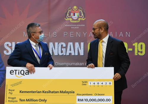 DATUK SERI DR ADHAM BABA
