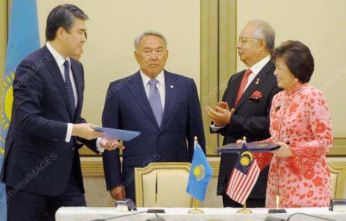 PTJ13_18042012_NAJIB_NURSULTAN