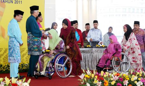 DATUK SERI NAJIB TUN RAZAK