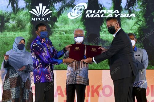 DATUK SERI ISMAIL SABRI YAAKOB