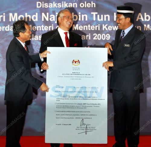 NAJIB TUN RAZAK