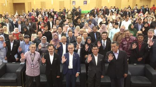 FAHMI FADZIL