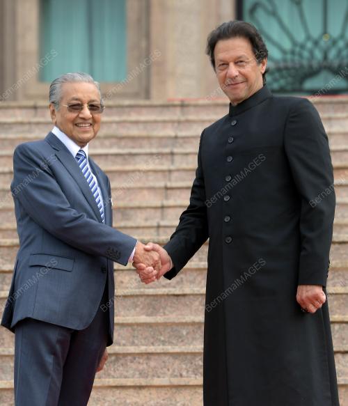 PTJ13_20112018_PM_PAKISTAN