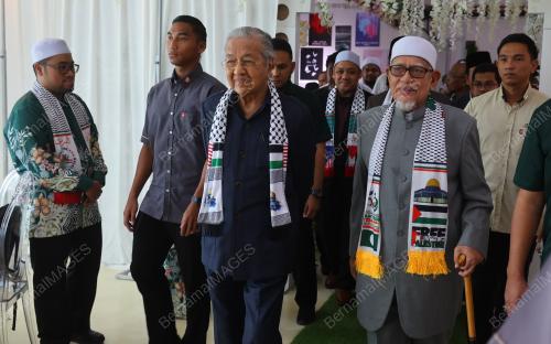 TUN DR MAHATHIR MOHAMAD