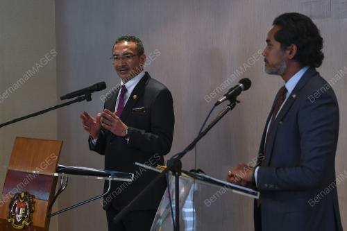 DATUK SERI HISHAMMUDDIN TUN HUSSEIN