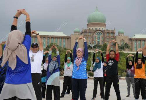 PTJ13_21062019_BRISK_WALK_BN201906202713