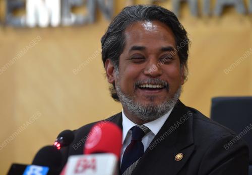 KHAIRY JAMALUDDIN