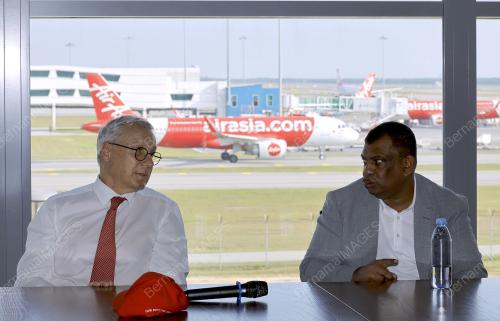 TAN SRI TONY FERNANDES