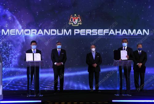 TAN SRI MUHYIDDIN YASSIN