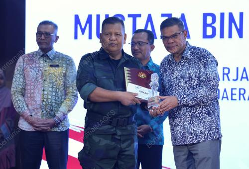 DATUK SERI SAIFUDDIN NASUTION ISMAIL