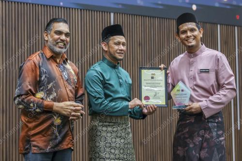 DATUK ZAHRUL HAKIM ABDULLAH