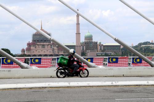 KIBARAN JALUR GEMILANG