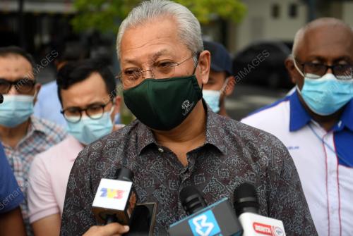 TAN SRI ANNUAR MUSA