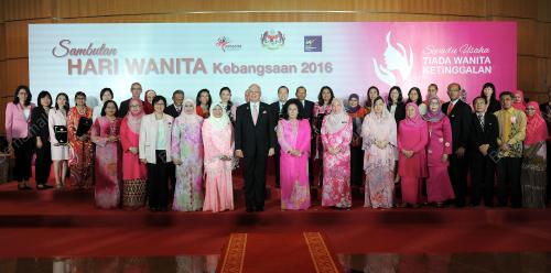 PTJ13_25082016_WANITA