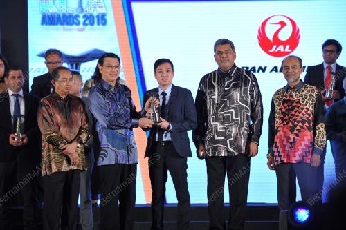 PTJ13_25112016_AWARDS