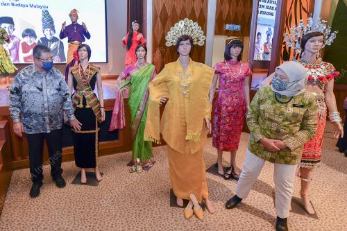 DATUK SERI NANCY SHUKRI