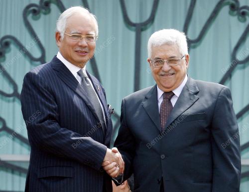MOHD NAJIB TUN ABDUL RAZAK