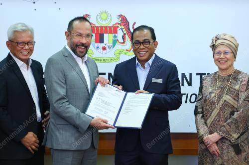 DATUK SERI MOHAMED KHALED NORDIN