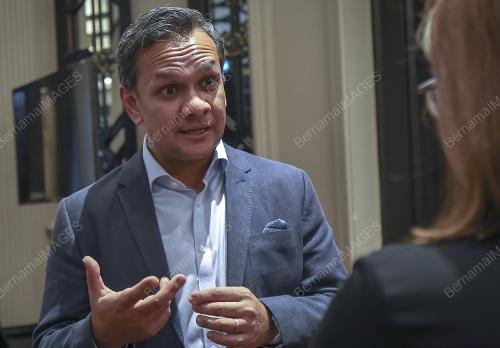 ANUAR FARIZ FADZIL