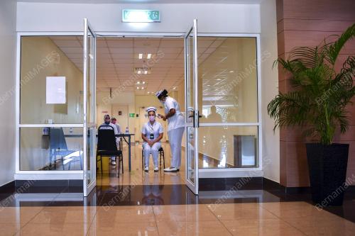 EMY ANTARA PENERIMA TERAWAL VAKISN PFIZER