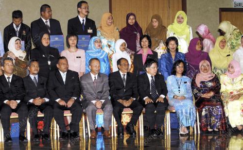 ZAKI TUN AZMI