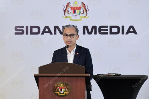 DATUK FAHMI FADZIL