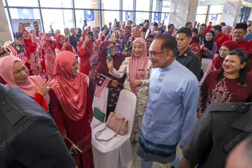 DATUK SERI ANWAR IBRAHIM