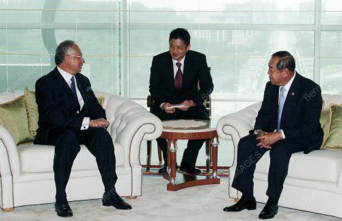 MOHD NAJIB TUN ABD RAZAK