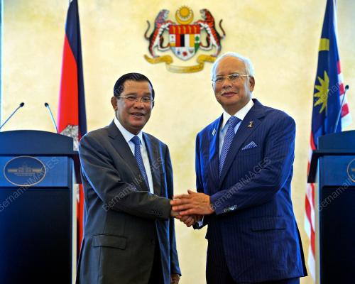 PTJ14_03062016_NAJIB_HUNSEN