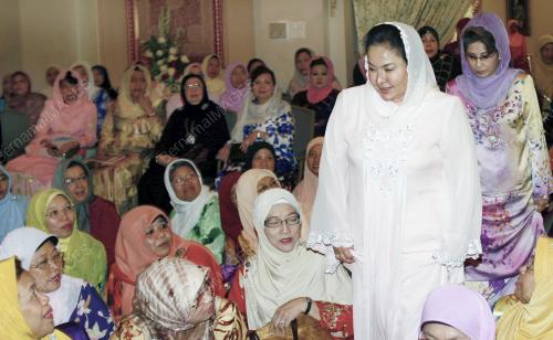 ROSMAH MANSOR