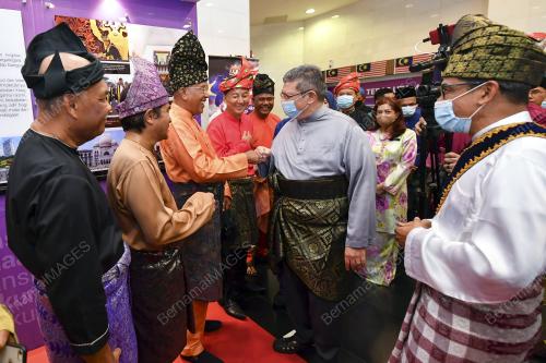 DATUK SAIFUDDIN ABDULLAH