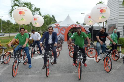 PTJ14_04102017_MOBIKE