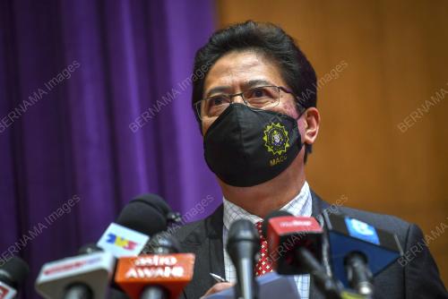 TAN SRI AZAM BAKI