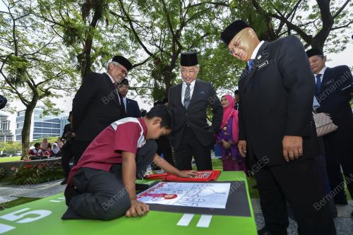 PTJ14_05112019_AGONG_BN201911046454