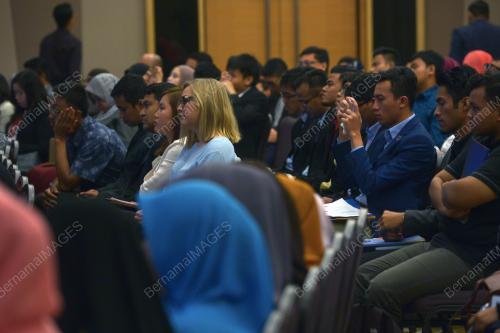 PTJ14_06022017_MODERATE